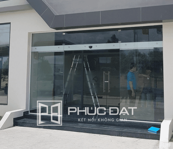 Phúc Đạt Door