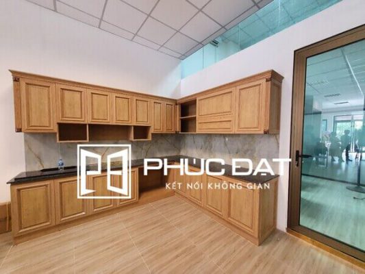 Tủ bếp bằng nhôm giả gỗ hợp kim cao cấp.