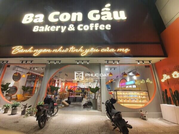 Công trình nhôm kính chuỗi tiệm bánh ngọt 3 Con Gấu 1 cong trinh nhom kinh tiem banh 3 con gau 5