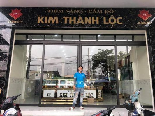 Báo giá cửa nhôm kính kéo ngang lắp đặt hoàn thiện.