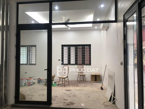 Công trình nhôm kính tổng thể nhà chú Sơn - Long Biên, Hà Nội 3 cong trinh cua nhom kinh tai long bien ha noi 5