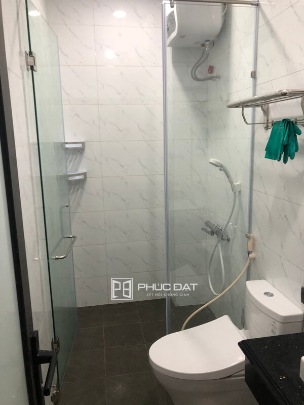 Công trình nhôm kính tổng thể nhà chú Sơn - Long Biên, Hà Nội 6 cong trinh cua nhom kinh tai long bien ha noi 8