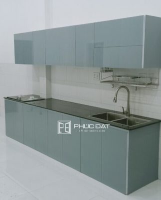 Mẫu tủ bếp chữ i dài 3m đẹp.