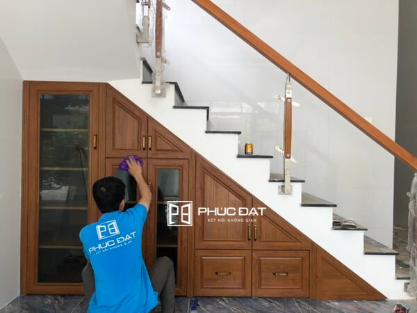 Công trình tủ bếp nhôm giả gỗ & tủ gầm cầu thang tại Tx.Dĩ An - Bình Dương 3 cong trinh tu bep nhom gia go di an binh duong 1