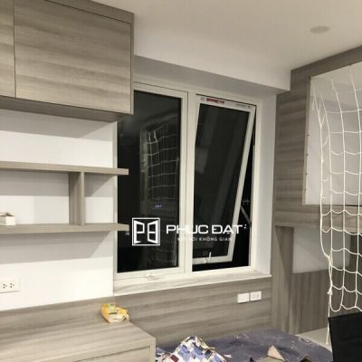 Cửa sổ hệ 55 mở hất.