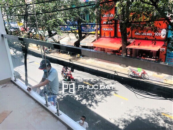 Công trình nhôm kính tổng thể tại Nguyễn Thái Bình, Tân Bình, TPHCM 7 cong trinh nhom kinh nguyen thai binh tan binh tphcm 2