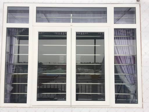 Mẫu khung sắt cnc bảo vệ cửa sổ chung cư -2