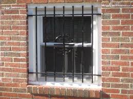 Khung bảo vệ cửa sổ đơn giản -3
